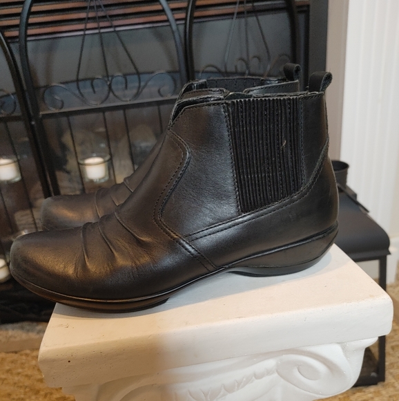 Aetrex Kailey Bootie, Black 7 - Picture 7 of 11